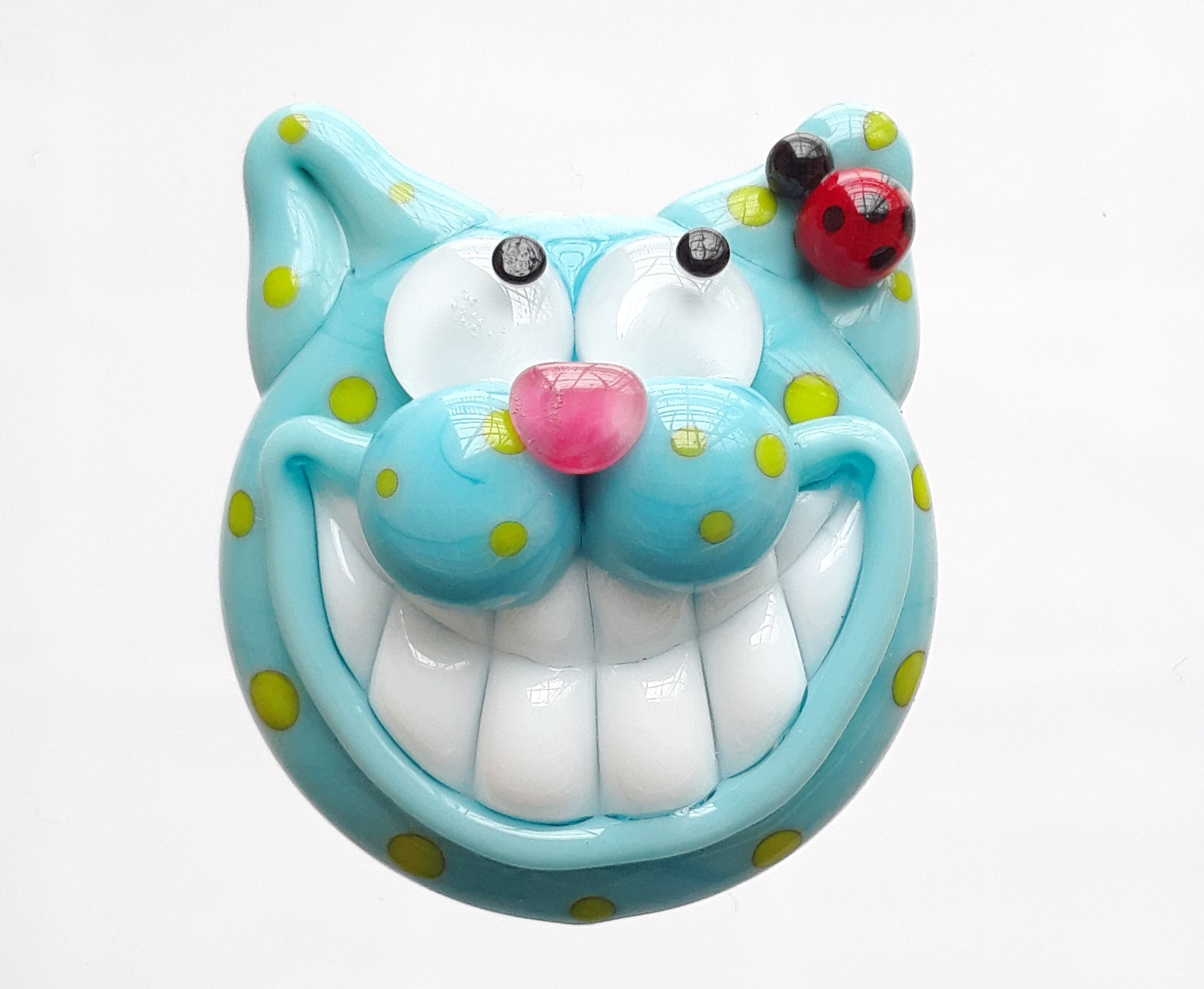January 2023 Bead of the Month - The Grinning Cat bead reminds you that you  can always find a reason to smile! #BOM15001p